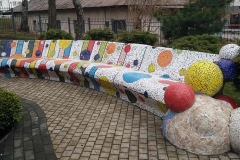 Кътче за почивка в градинката на Миротел