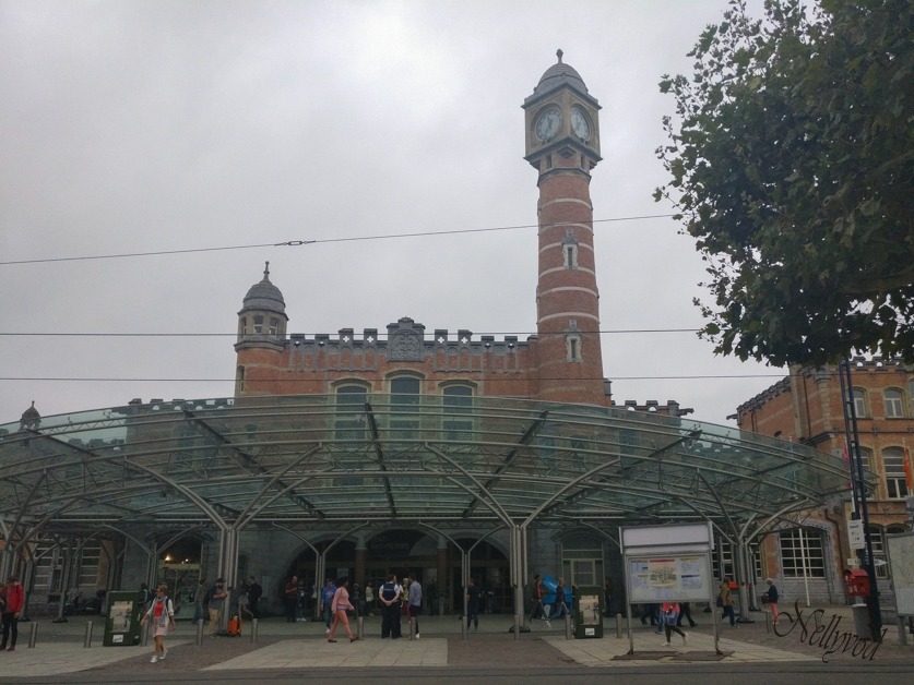 Гарата в Гент (Gent-Sint-Pieters)