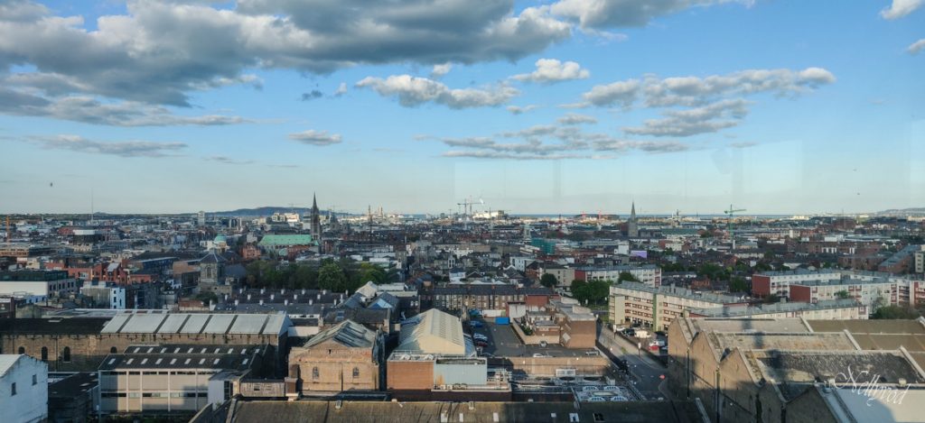 Гледка от последния етаж на Guinness Storehouse 