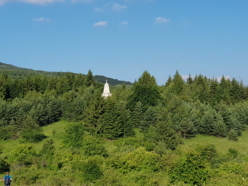 Ком Емине ден 5-2